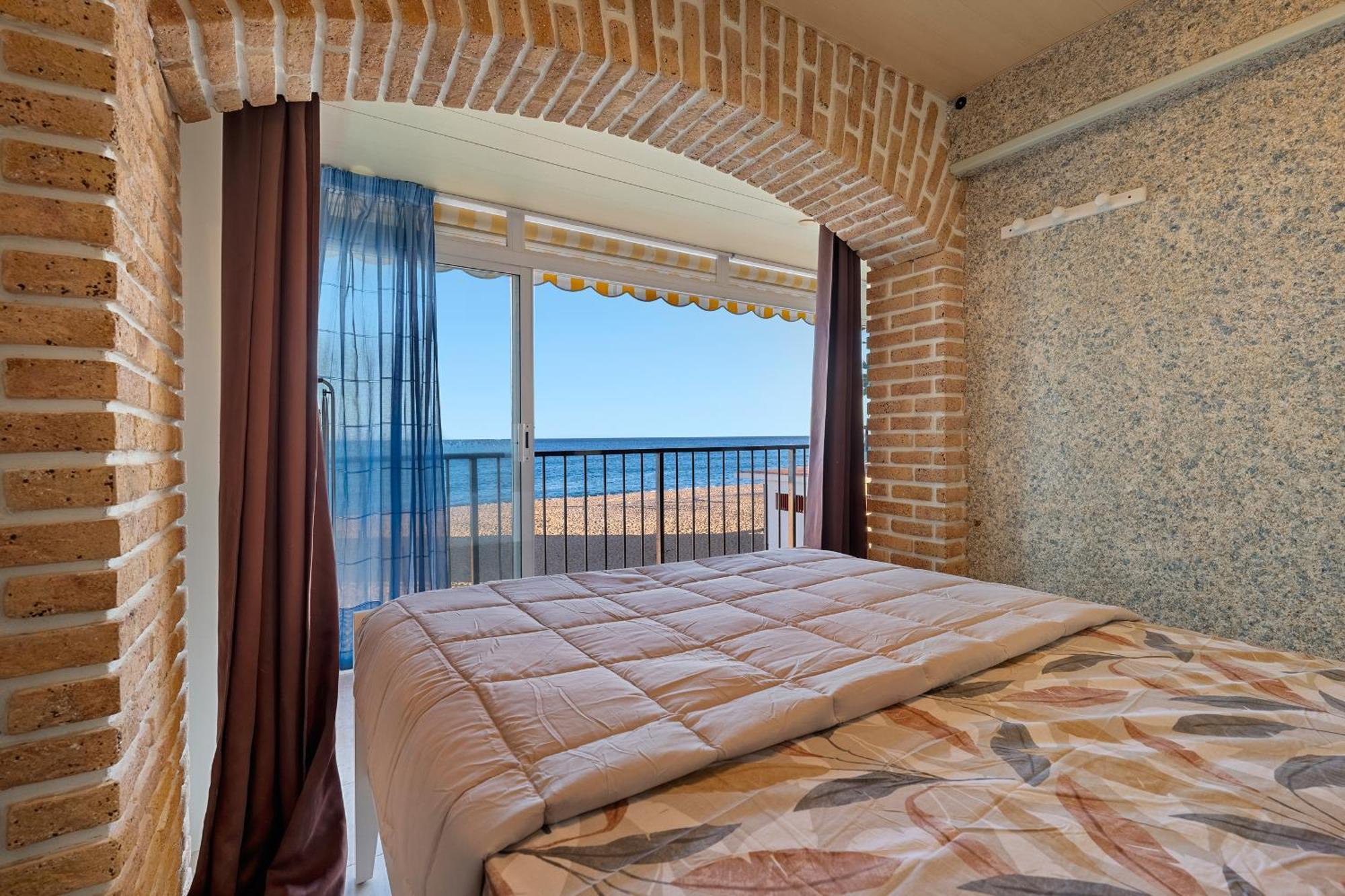פלטחה ד'ארו Hauzify I Apartament Plenamar מראה חיצוני תמונה